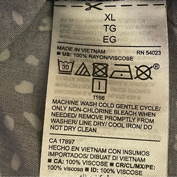 Old Navy Blouse Bundle - Picture 5 of 5